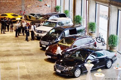 建发汽车生活馆 福建首个跨界loft展厅引领汽车销售新潮流