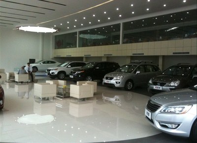 进口起亚全球最新标准4S店正式试营业 创亿汽车开启服务新篇章